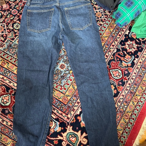 GAP Men’s Classic Straight Leg Jeans - Picture 2 of 4